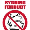 Alt rygning forbudt Rød tekst. Rygeforbudsskilt