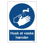 Husk at vaske hænder og benyt håndsprit skilt